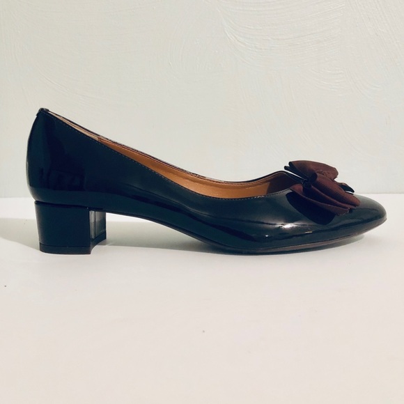 j renee cameo bow pump